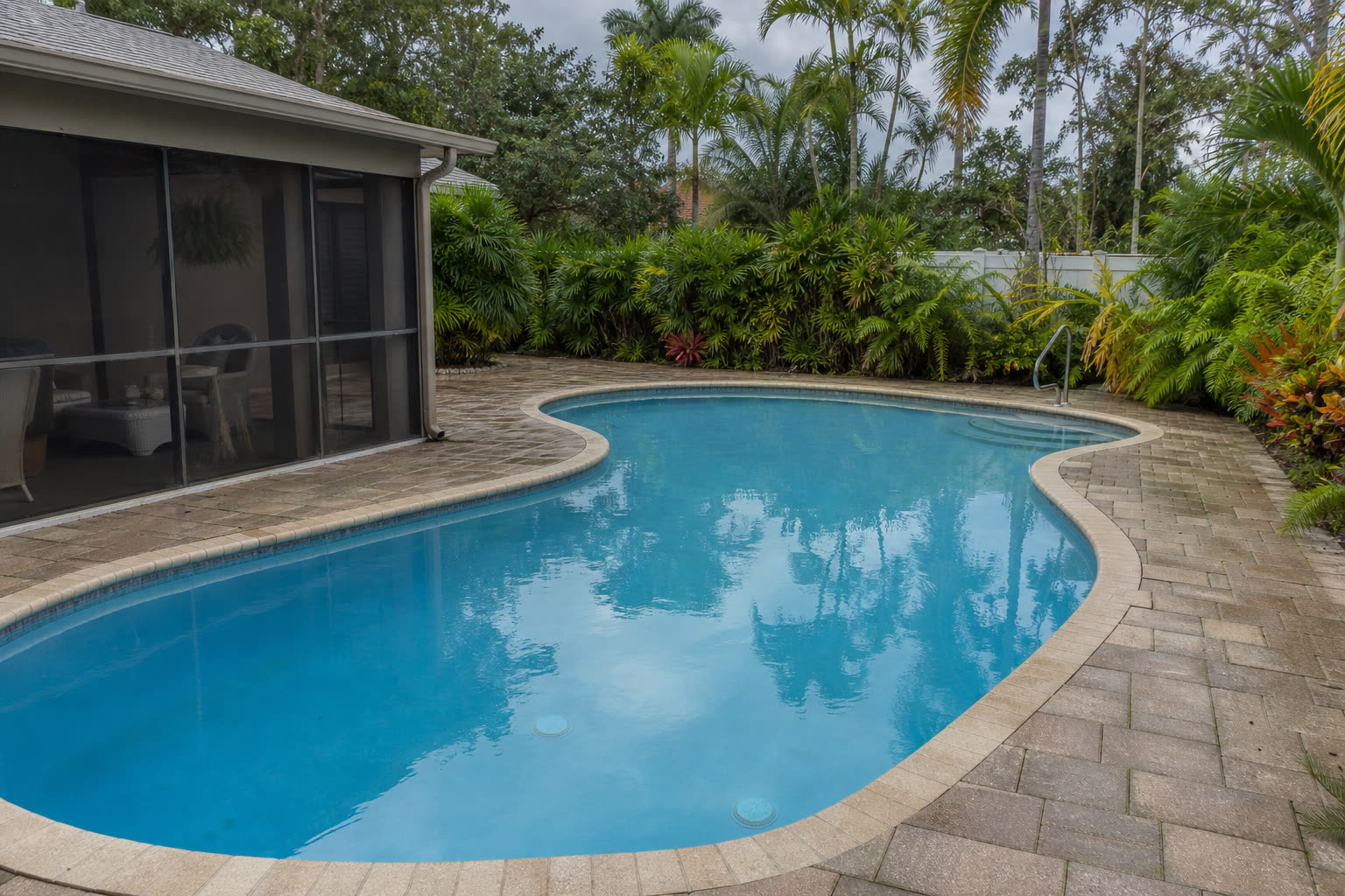 Sarasota Fl Pool Leak Detection Local Condition Project Context near Sarasota
